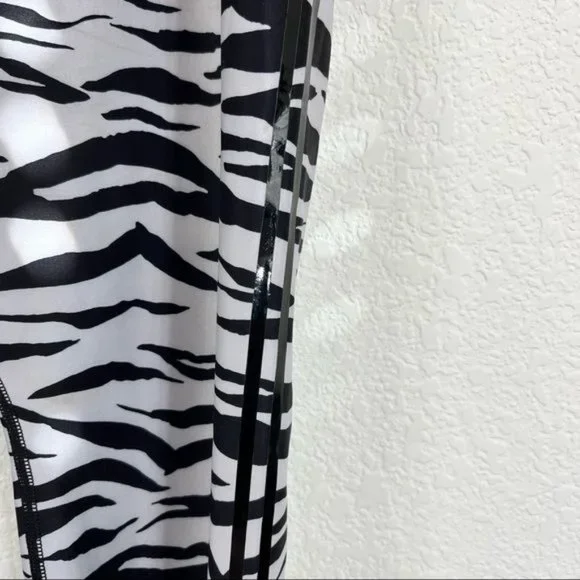 Good American Zebra Stripe Animal Print Tuxedo Tiger Leggings Sz 6 3XL XXXL - Picture 5 of 9